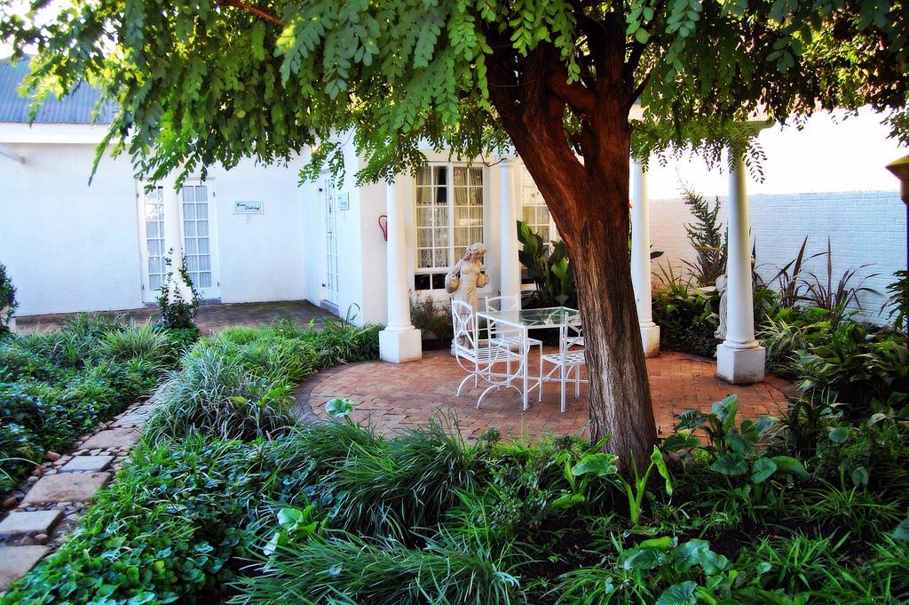 A Tapestry Garden Guest House Potchefstroom Exterior foto